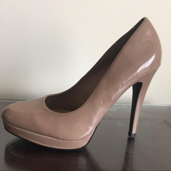 ALDO Nude/Taupe Pumps - Picture 2 of 4